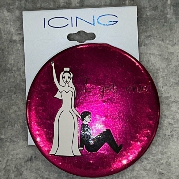 Bachelorette Pin I Got One - Picture 4 of 5